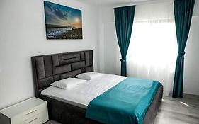 Premier Apartments - Mamaia Nord